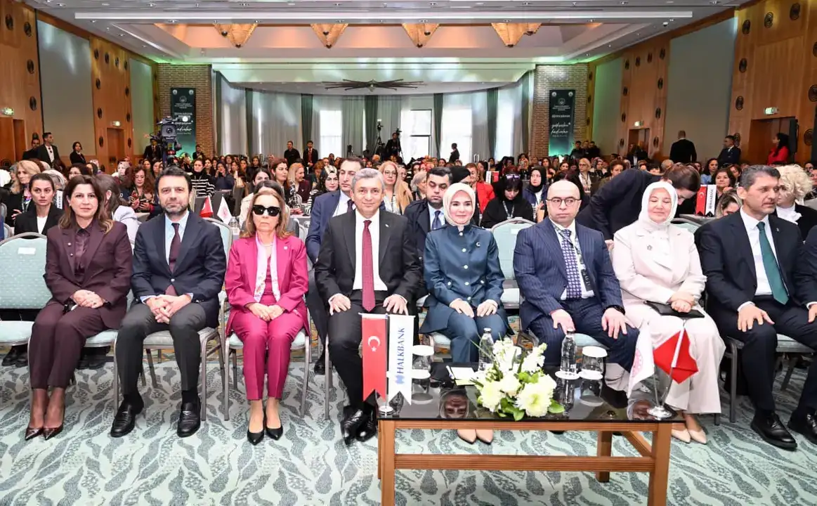 Antalya’da Yükselen Kadınlar Projesi Tanıtıldı! 1